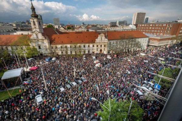 Bude ďalší protikorupčný pochod, študenti chcú petíciu a 100-tisíc podpisov