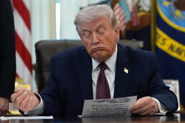 Európa neverí hrozbám Trumpa o odchode z NATO, no obáva sa oslabenia, uvádza Bloomberg