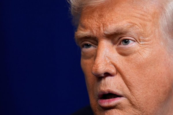 Maduro je na palube americkej lode, čaká ho stíhanie v New Yorku, vyhlásil Trump