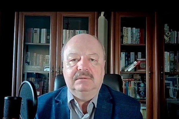 Pavel Macko: Armagedon je na 14 dní zažehnaný, Irán v budúcnosti čakajú zmeny