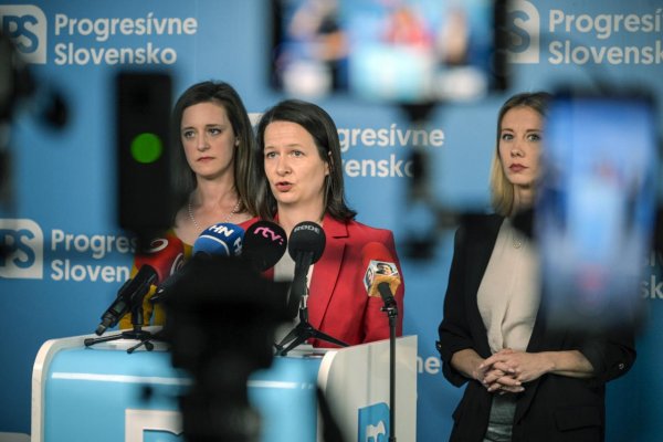 PS víta pozastavenie zrušenia ÚOO, zákon označilo za pomstu