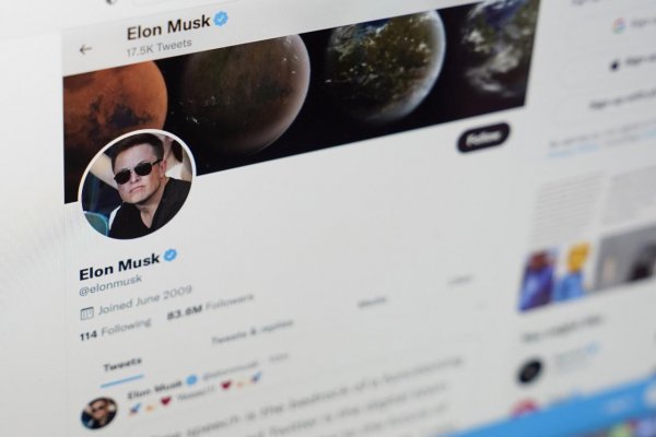 Elon Musk predstavil na Twitteri mierový plán pre Ukrajinu, tá mu odpovedala, že má lepší