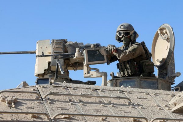 Izrael chce investovať 93 miliárd eur do nezávislého zbrojárskeho priemyslu