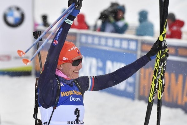 Kuzminová získala striebro v stíhacích pretekoch na 10 km