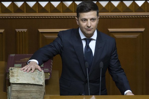 Zelenskyj sa ujal prezidentskej funkcie. Putin mu blahoželať nemieni