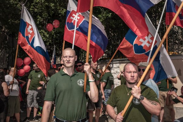 Téma .týždňa: Fašizmus zašlý, fašizmus trendový