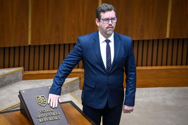 Poslanec NR SR za KDH M. Šmilňák mal dopravnú nehodu, v dychu mu zistili alkohol