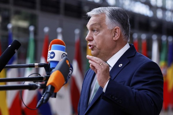 Orbán na FB odkazuje von der Leyenovej: Je čas odísť