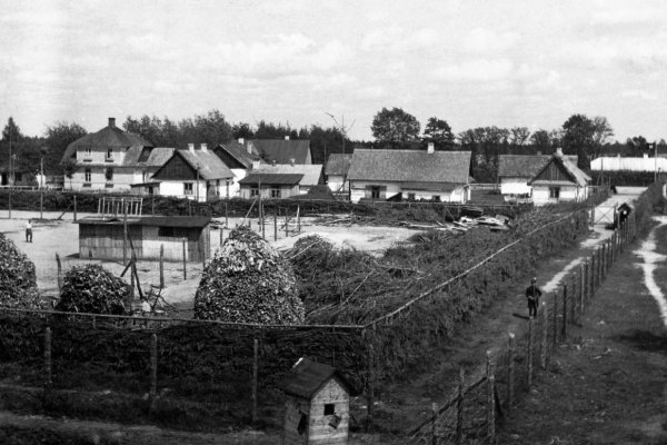 Pripomíname si hrdinské povstanie vo vyhladzovacom tábore Sobibor