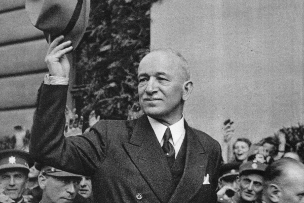 Spor o Beneša ako výzva historikom. Prichádza po hystérii konečne diskusia?